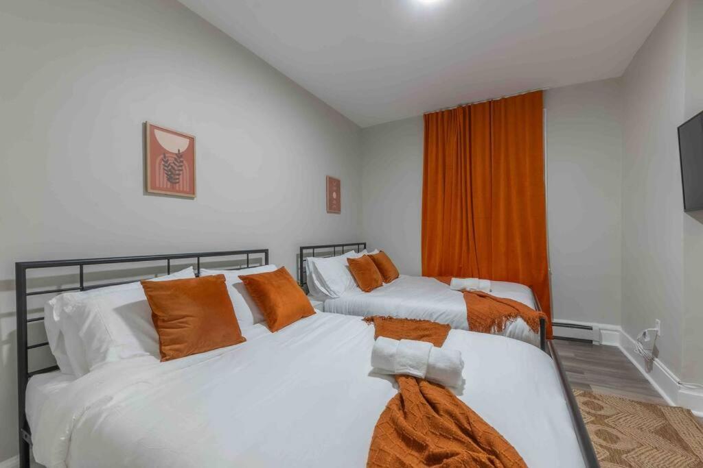 Pumpkin Premise By Airport, 5 Beds, Sleeps 8, Book 7 Days, Get 20 Percent Off Lejlighed Newark Eksteriør billede
